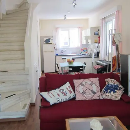 Spiros Seaside No.7 Дом отдыха *
