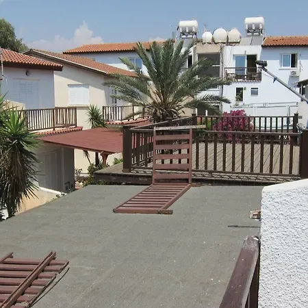 Spiros Seaside No.7